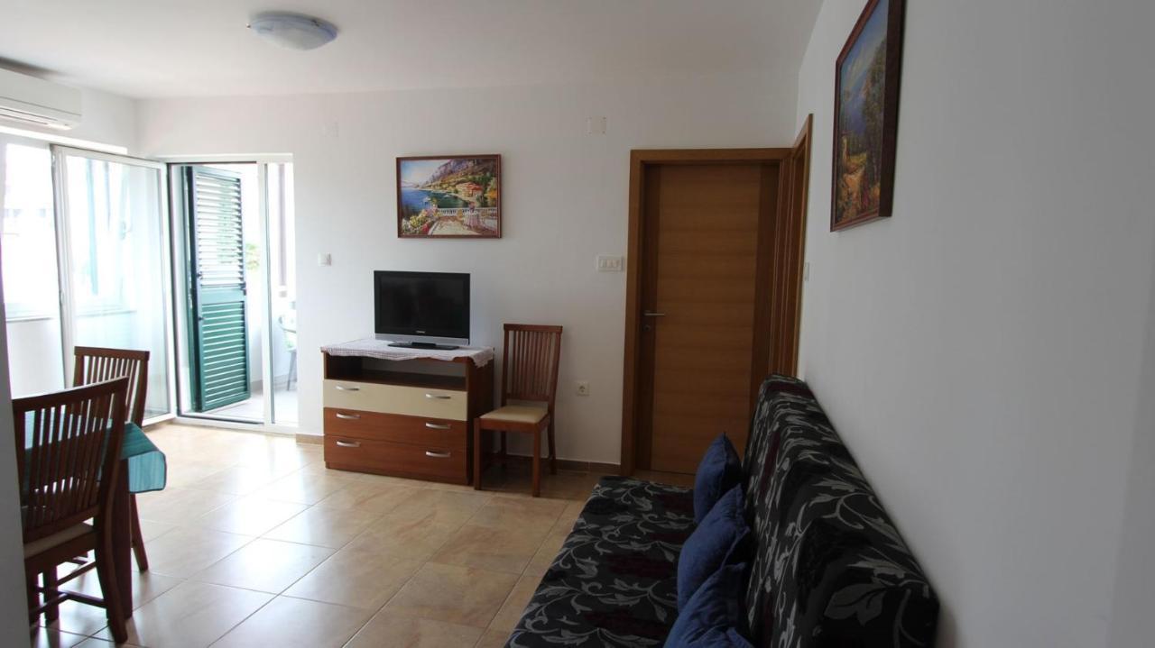 מאלינסקה Apartments Vabec מראה חיצוני תמונה