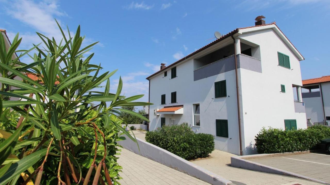 מאלינסקה Apartments Vabec מראה חיצוני תמונה