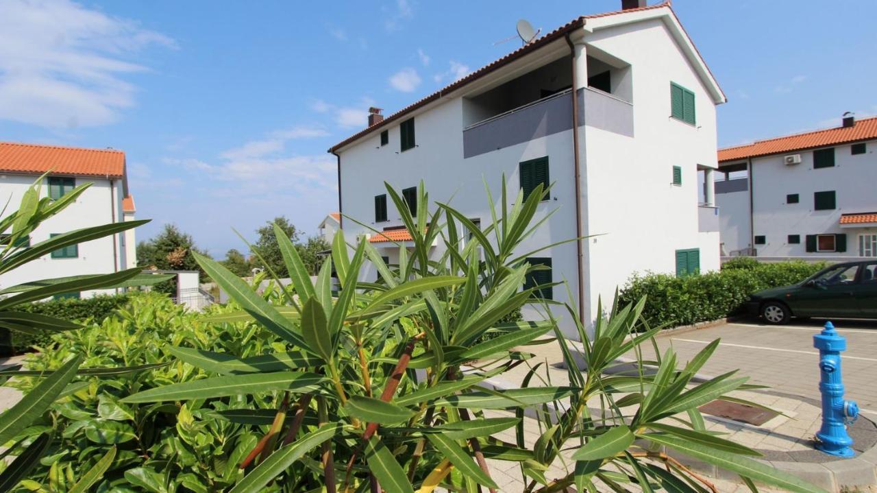 מאלינסקה Apartments Vabec מראה חיצוני תמונה