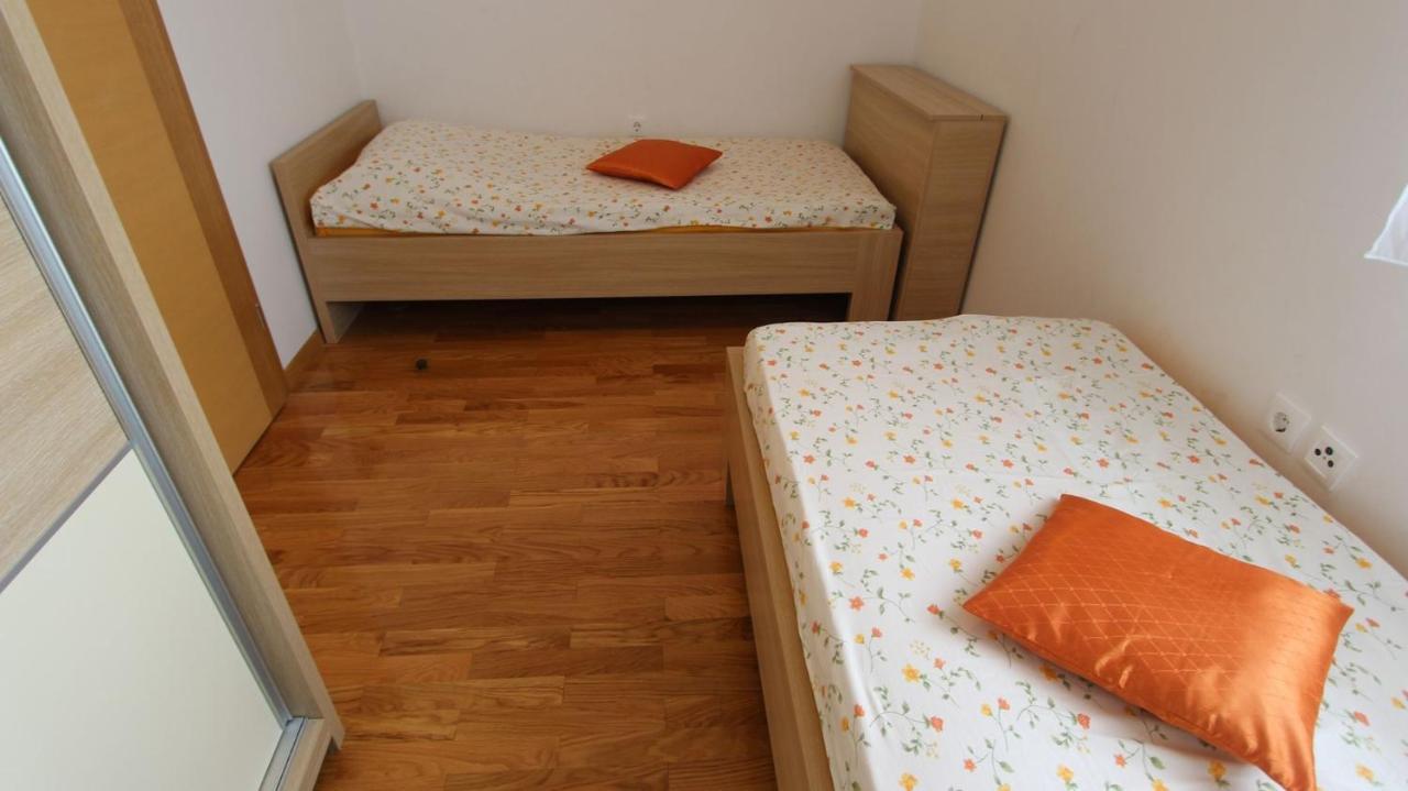 מאלינסקה Apartments Vabec מראה חיצוני תמונה