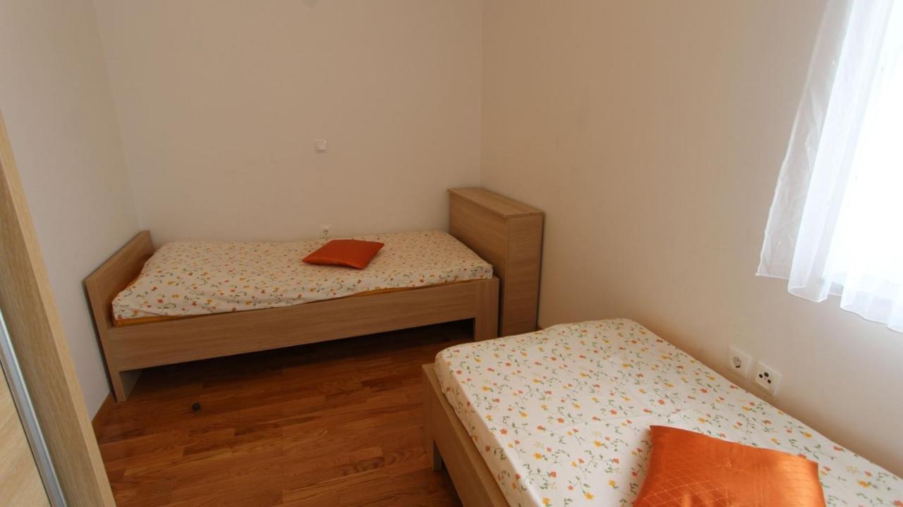 מאלינסקה Apartments Vabec מראה חיצוני תמונה