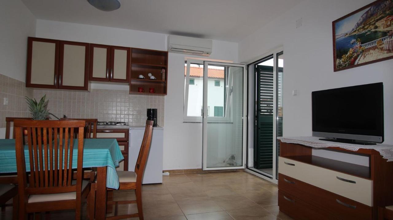 מאלינסקה Apartments Vabec מראה חיצוני תמונה